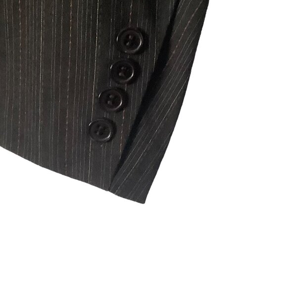 Script Blazer Women Size 10 Brown Pinstripe 2 Button 1 Vent Stretch - Picture 4 of 11